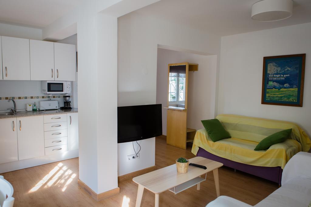 Apartamentos Casa Torres - Adults Only El Albir Bagian luar foto
