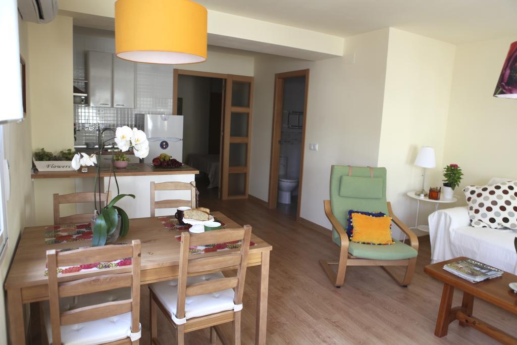 Apartamentos Casa Torres - Adults Only El Albir Ruang foto
